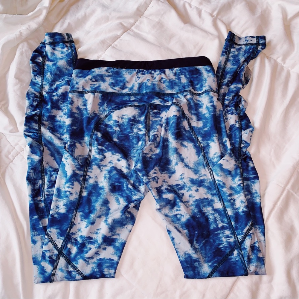 the cloud leggings / LULULEMON